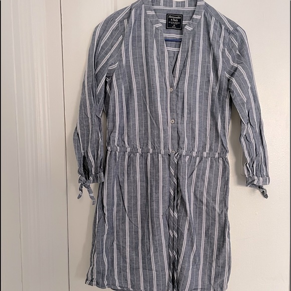 Abercrombie & Fitch Dresses & Skirts - Abercrombie Shirt Dress